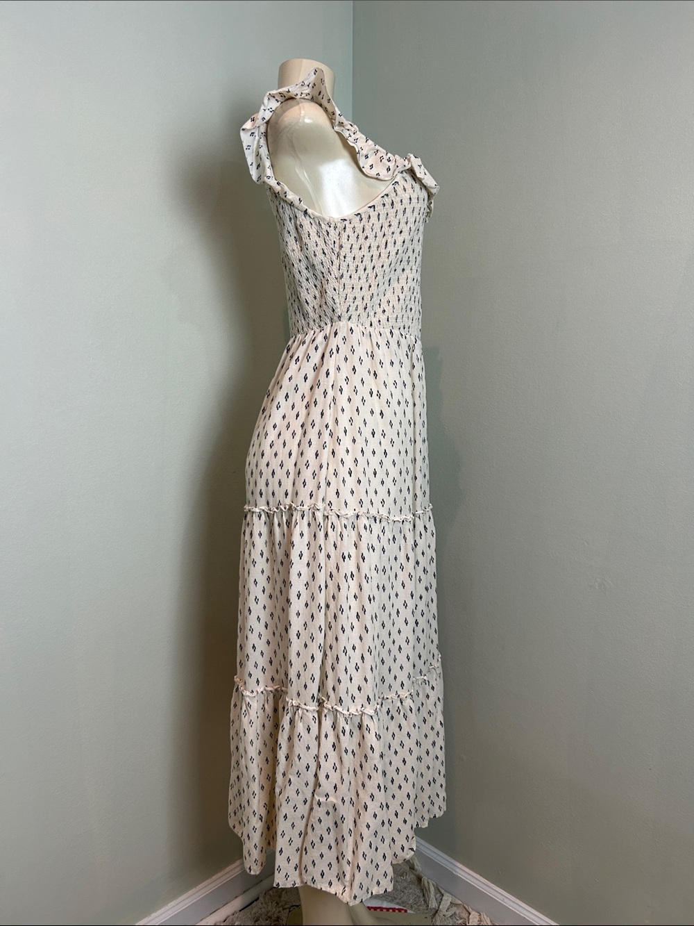 Old Navy Smocked Midi Dress Medium Cream Blue Print Ruffle Strap Cottagecore - Picture 5 of 8